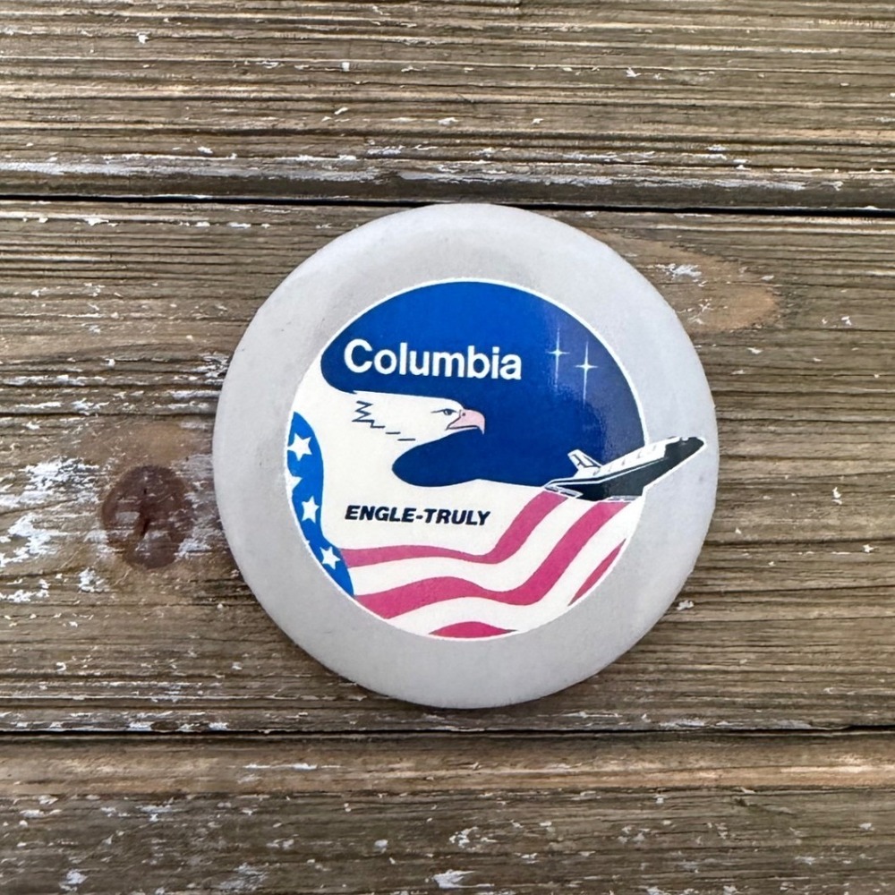 Vintage NASA Space Shuttle Columbia STS-2 Engle-Truly Mission Pinback Button